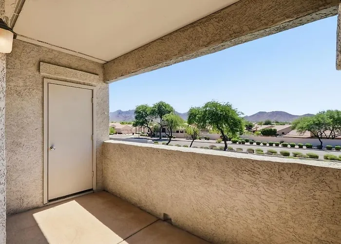 The Thompson Peak Retreat Apartment *